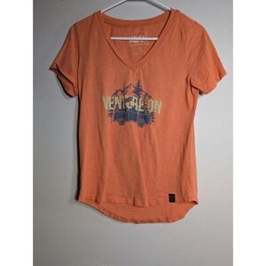 United‎ by Blue Orange Venue On T-shirt Small